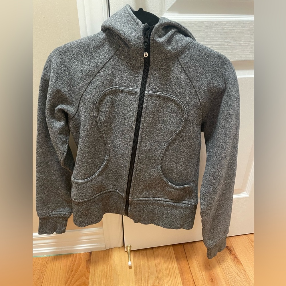 lululemon heathered charcoal scuba hoodie